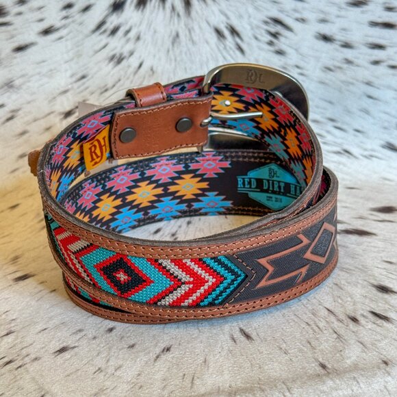 NEW Men's Tapered Needlepoint 100% Leather Western Belt Aztec Buckle (34) - Picture 2 of 2